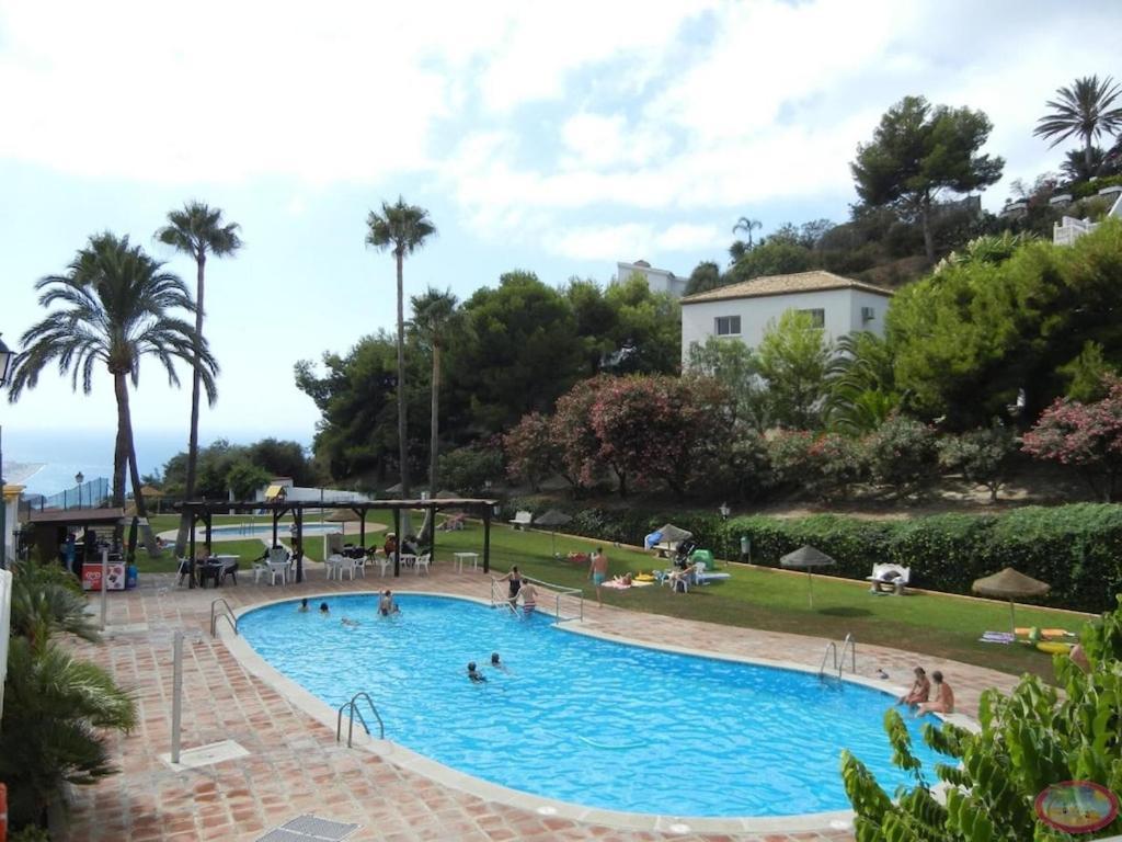 살로브레나 La Torrecica, Con Caracter Andaluz Y Magnificas Vistas Al Mar Y Sierra Nevada 빌라 외부 사진