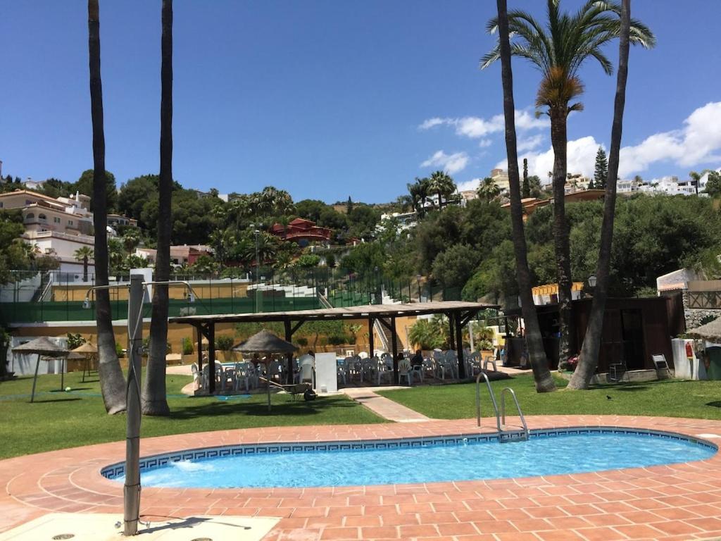 살로브레나 La Torrecica, Con Caracter Andaluz Y Magnificas Vistas Al Mar Y Sierra Nevada 빌라 외부 사진