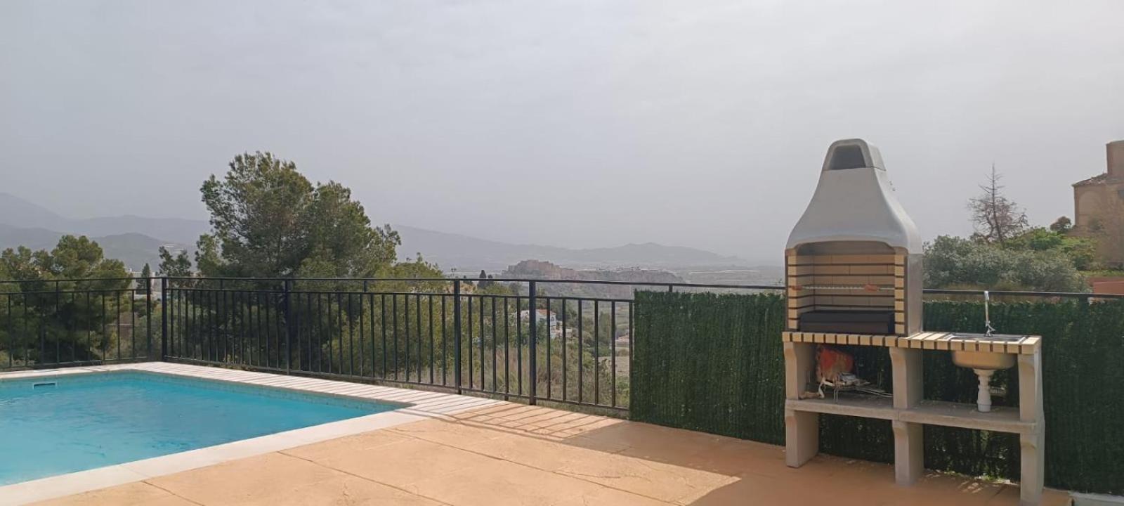 살로브레나 La Torrecica, Con Caracter Andaluz Y Magnificas Vistas Al Mar Y Sierra Nevada 빌라 외부 사진