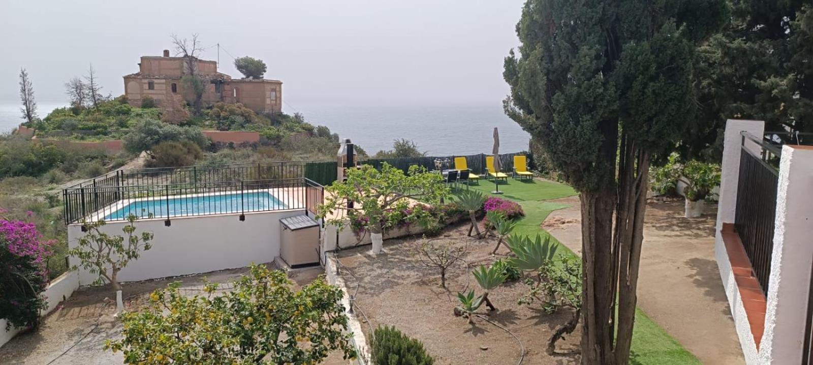 살로브레나 La Torrecica, Con Caracter Andaluz Y Magnificas Vistas Al Mar Y Sierra Nevada 빌라 외부 사진